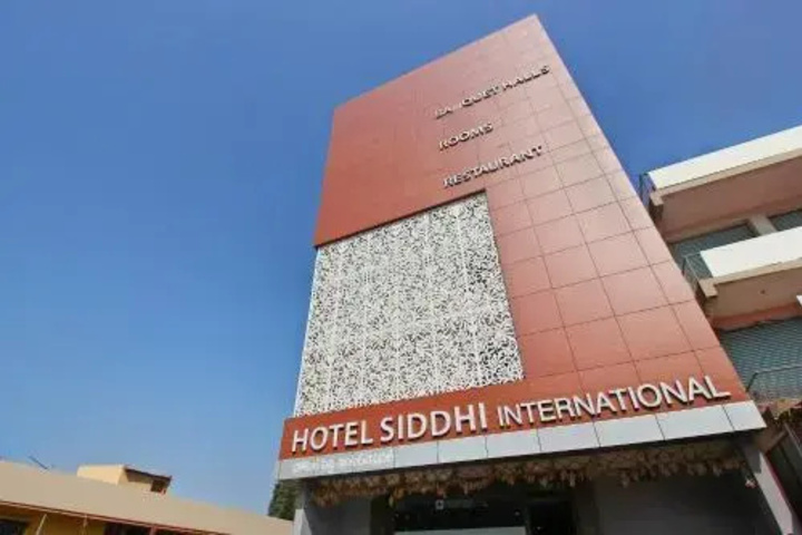 OYO 27021 Hotel Siddhi International