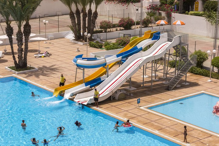 Pool Hotel