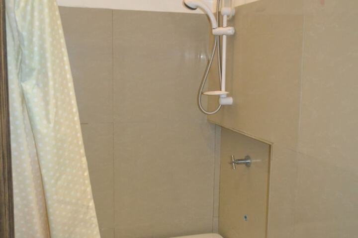 Room 34 of 52