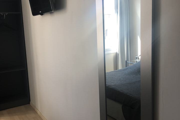 Room 18 of 67