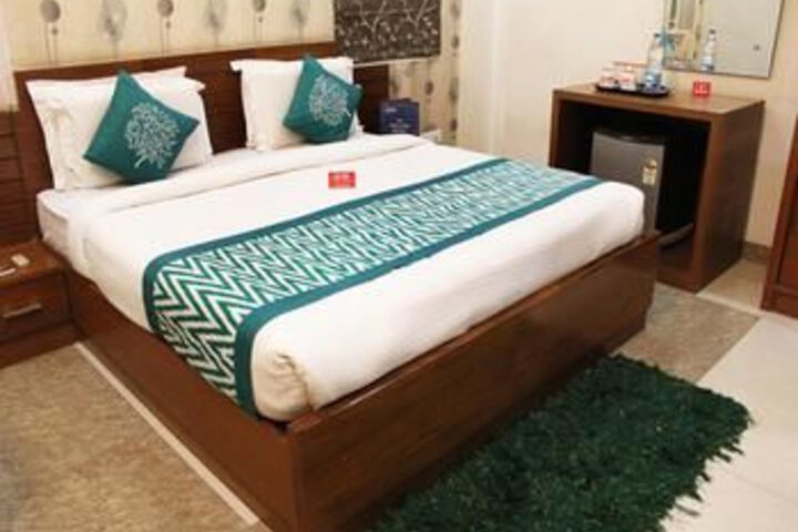 Room 15 of 21