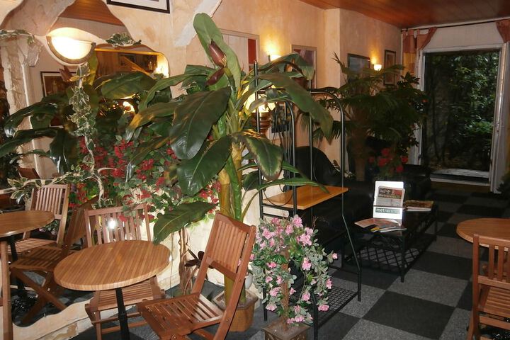 Dining Photos