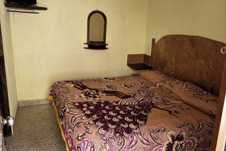 Room 40 of 82