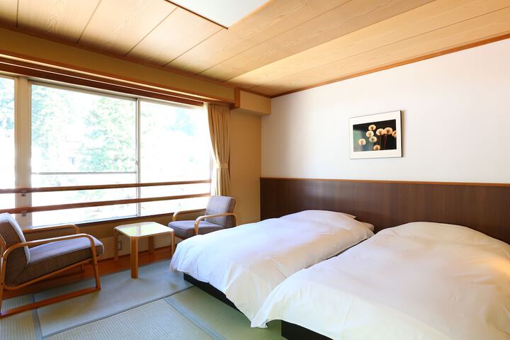 Room 10 of 45