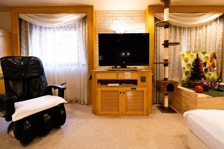 Room 56 of 239