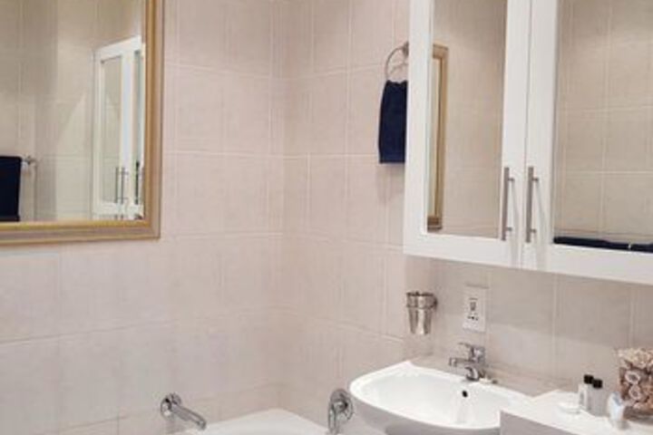 Room 4 of 29