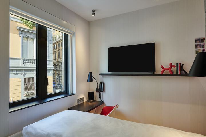 Room 19 di 70