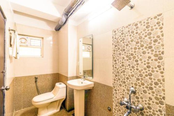 Octave Kings Suites