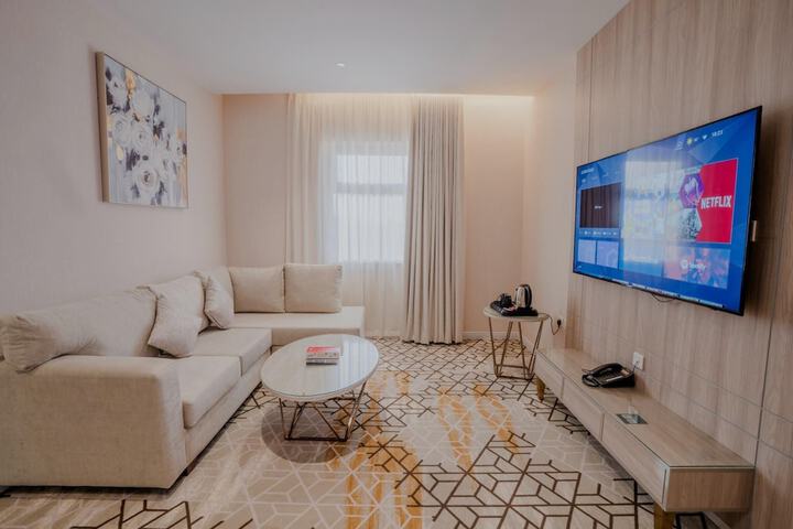 Room 43 of 73