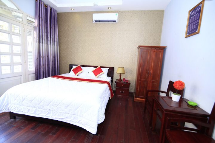 Room 17 of 56