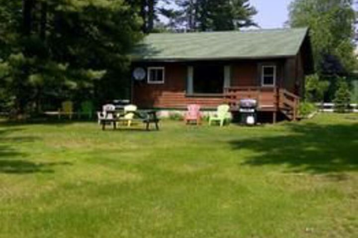 Logging Chain Lodge Cottage Resort