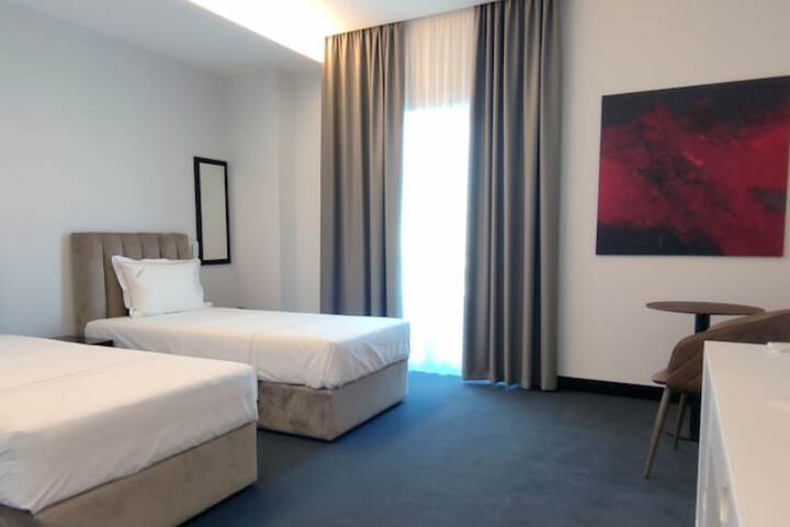 Room 22 of 47