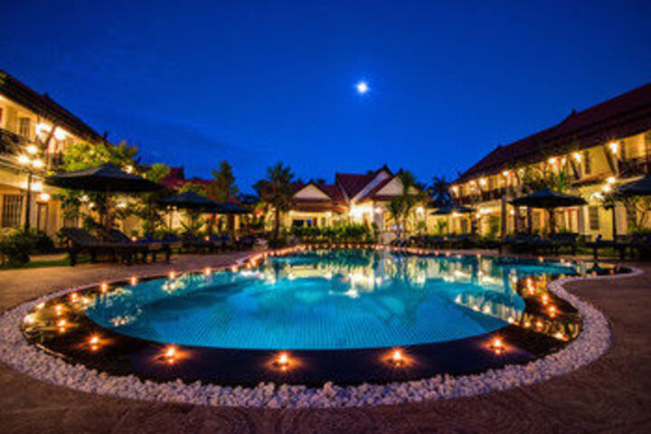Pool 40 of 52
