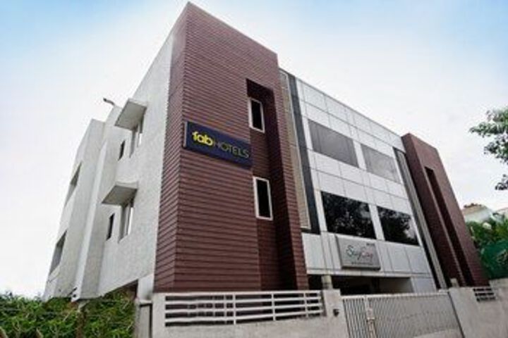 FabHotel Stay Eeasy Thiruvanmiyur
