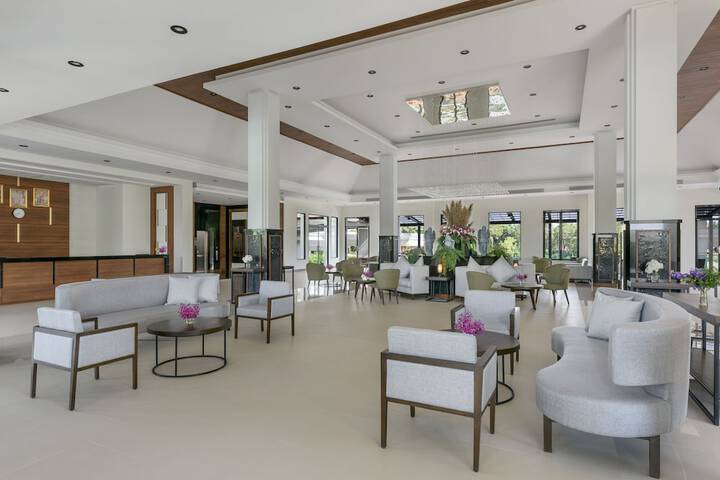 Hotel Interior 2 of 47