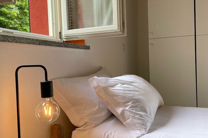 Room 7 of 24