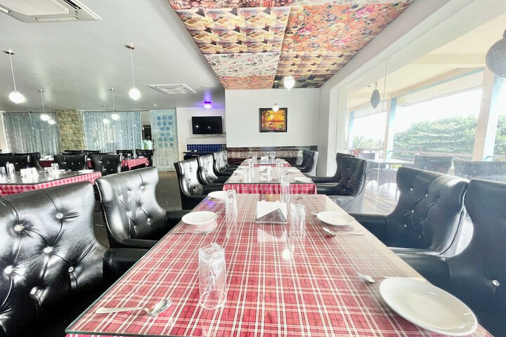 Dining 55 of 71