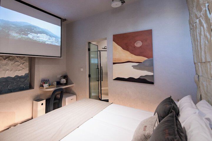 Room 87 of 150