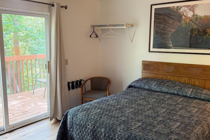 Room 26 of 75