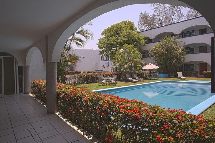 Hotel Arcos Aeropuerto