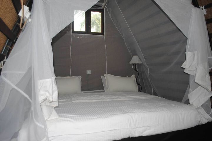 Room 18 of 26