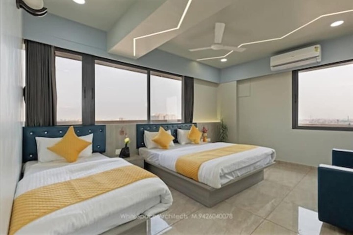 Room 5 of 7