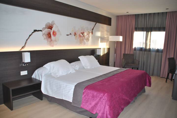 Room 3 of 39