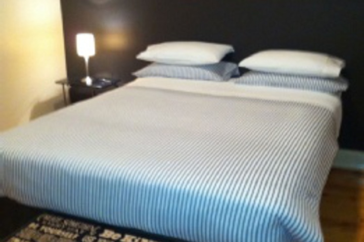 Room 10 of 24