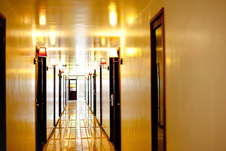 Ballroom/Hall 36 of 51