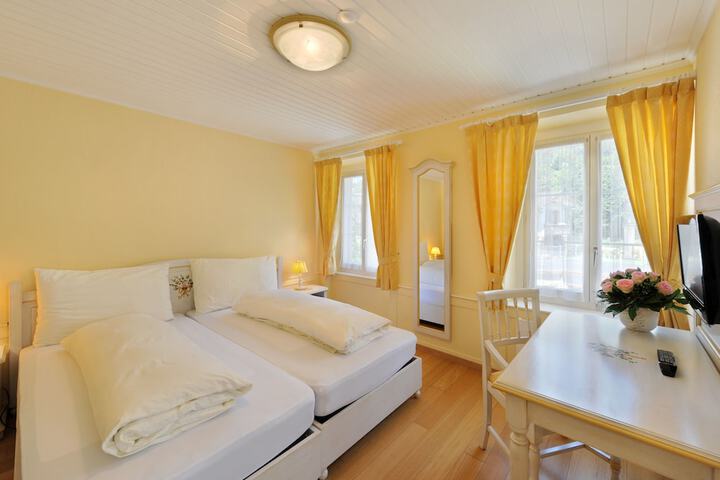 Room 26 of 58