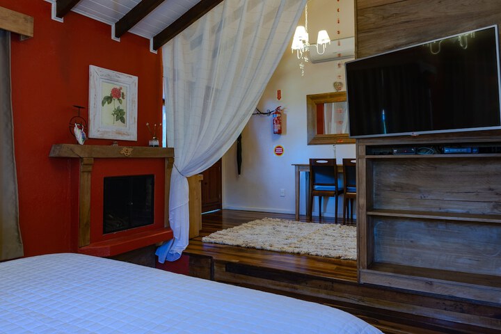 Room 25 of 238