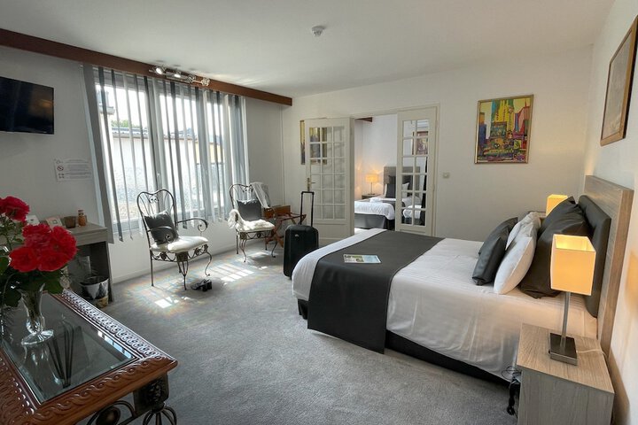 Room 16 of 53