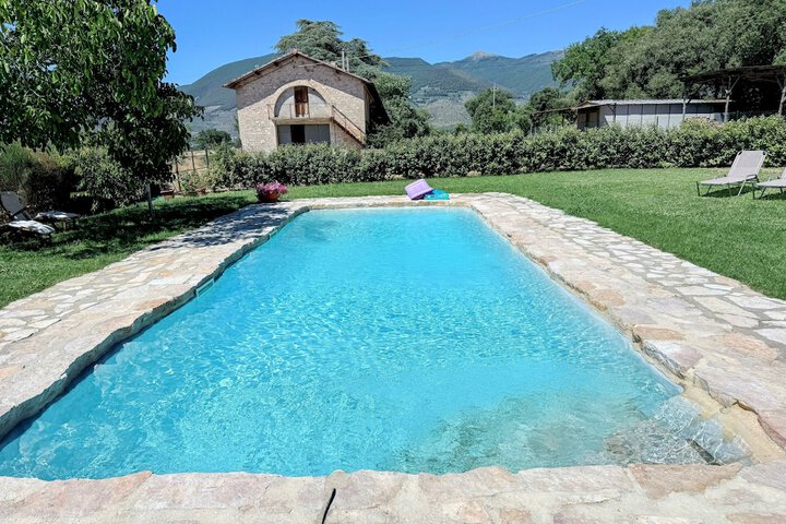 Pool 38 of 83