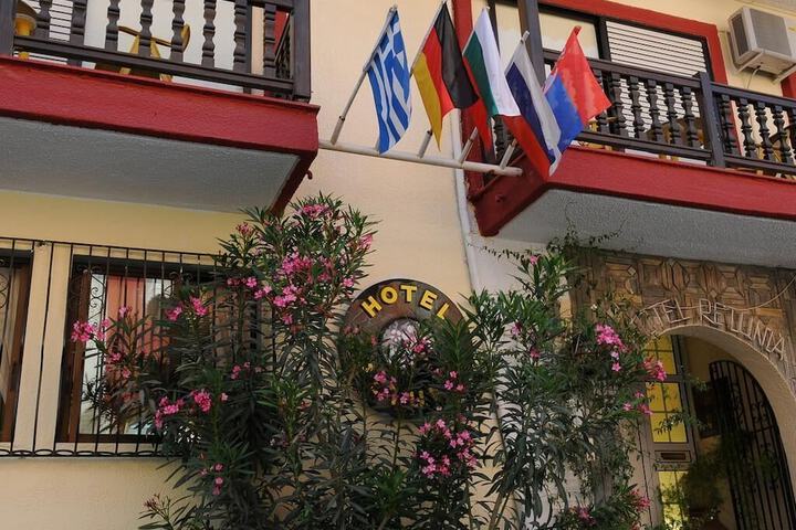 Hotel Petunia in Sithonia