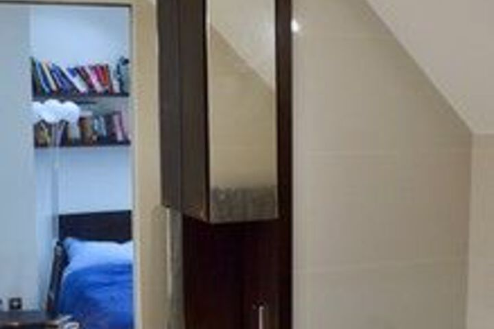 Room 2 of 11