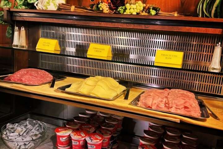 Breakfast buffet