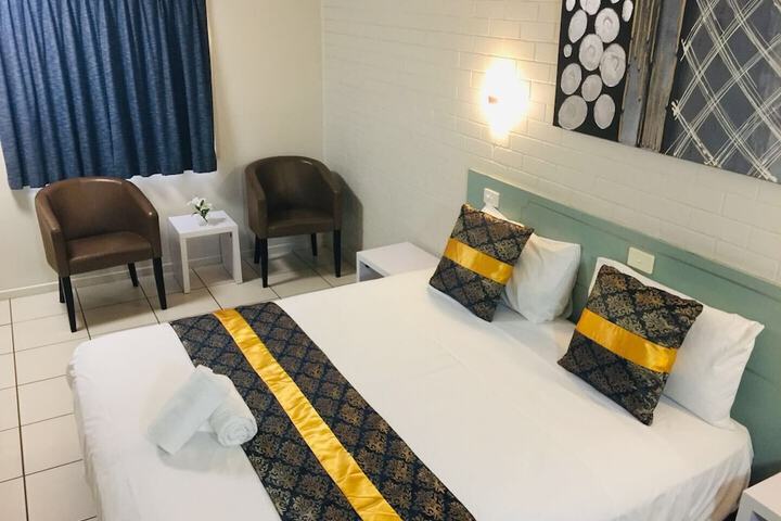 Room 5 of 22