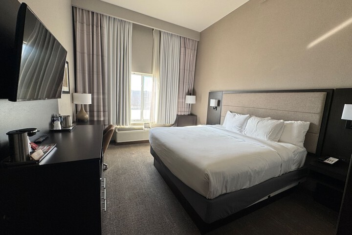 Room 14 of 22