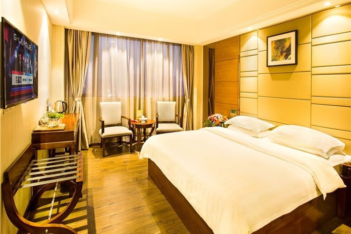 Room 12 of 54