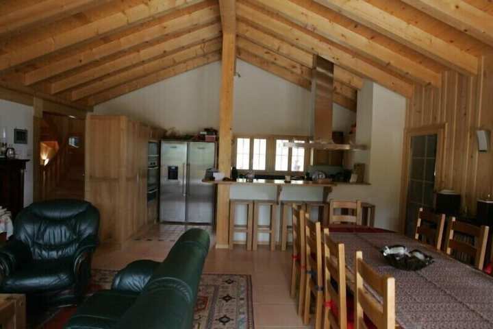 Room 5 of 15
