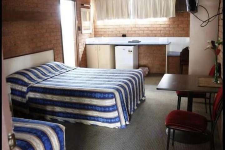 Room 12 of 46