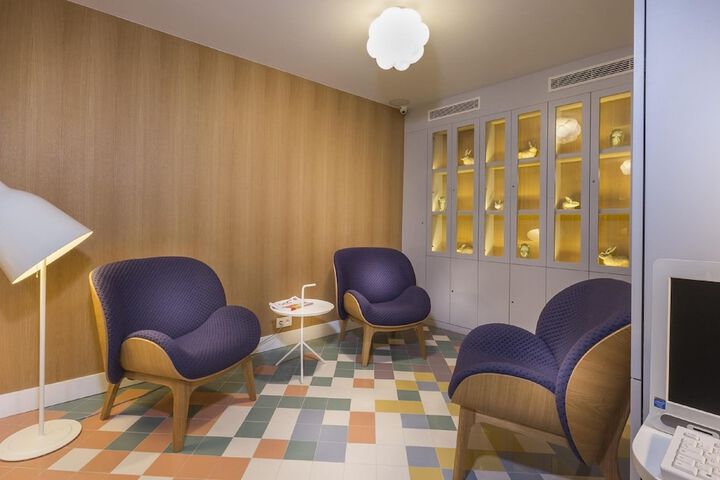 Hotel Lobby
