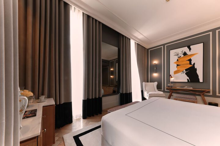 Room 45 of 158