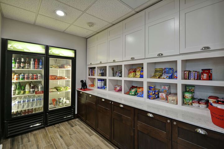 Snack bar