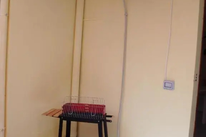 Room 3 of 3