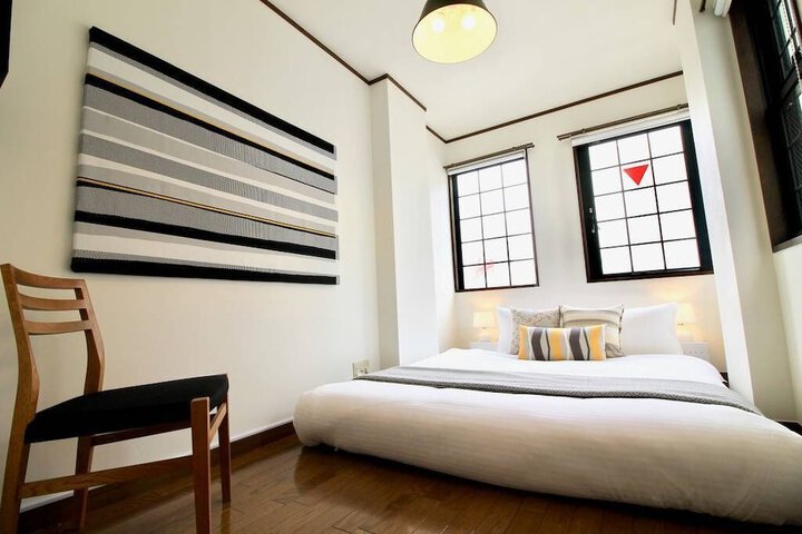 Room 5 of 52