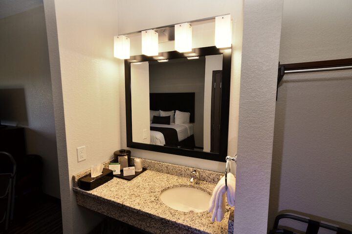 Quadruple Queen Bed (14 of 14)