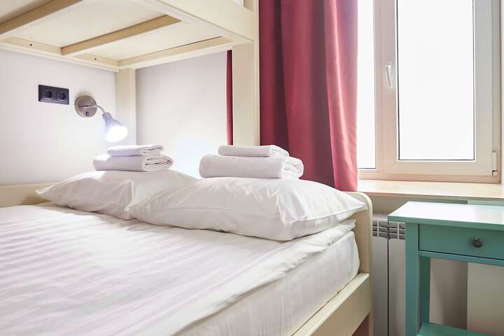 Room 15 of 18