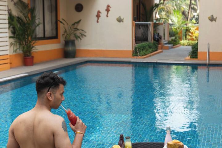 Pool 85 of 114