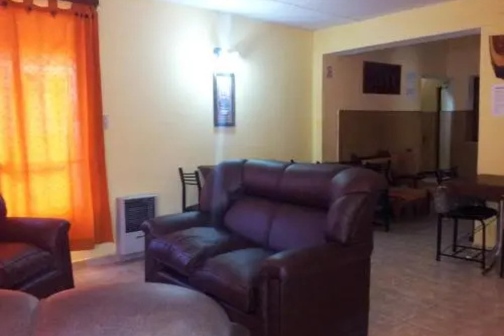 Room 4 of 14
